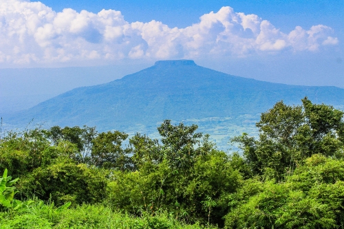 Phu Pa Poh  loie thailand